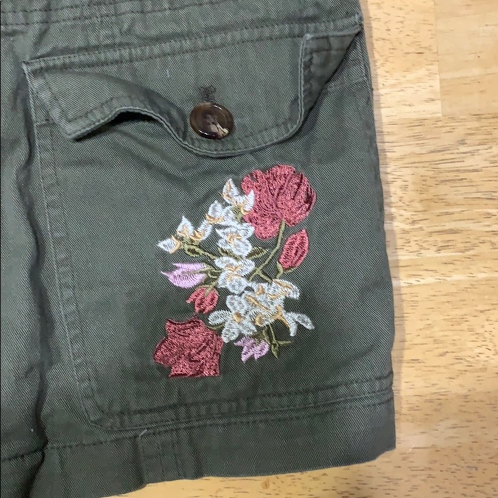 Jacket - Picture 2 of 4